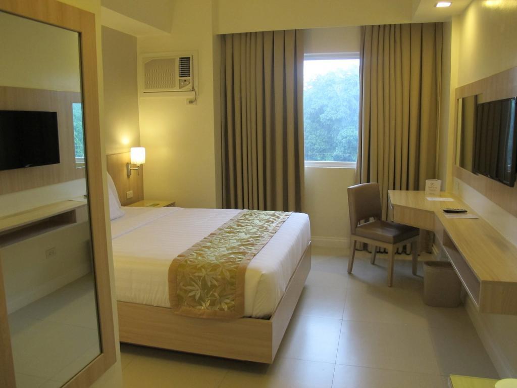 Zerenity Hotel & Suites Cebu Camera foto